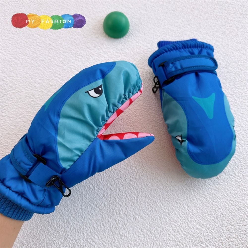 Kids Outdoor Gloves - Dziecięce rękawice narciarskie z motywem rekina,